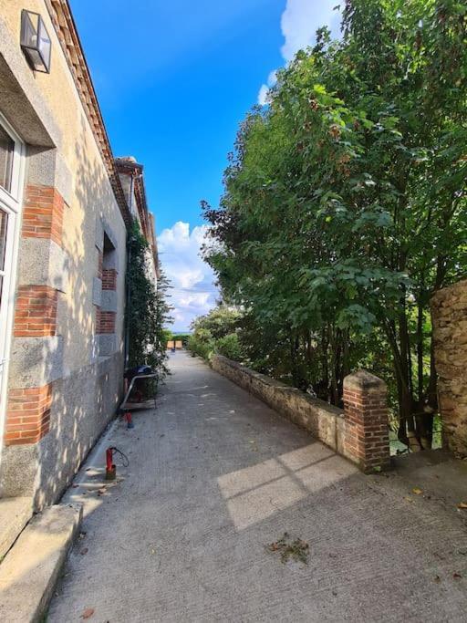 Les Hauts De St Jacques Maison D'Exception 300M2, Jardin Arbore 2000M2 Пузож Екстериор снимка