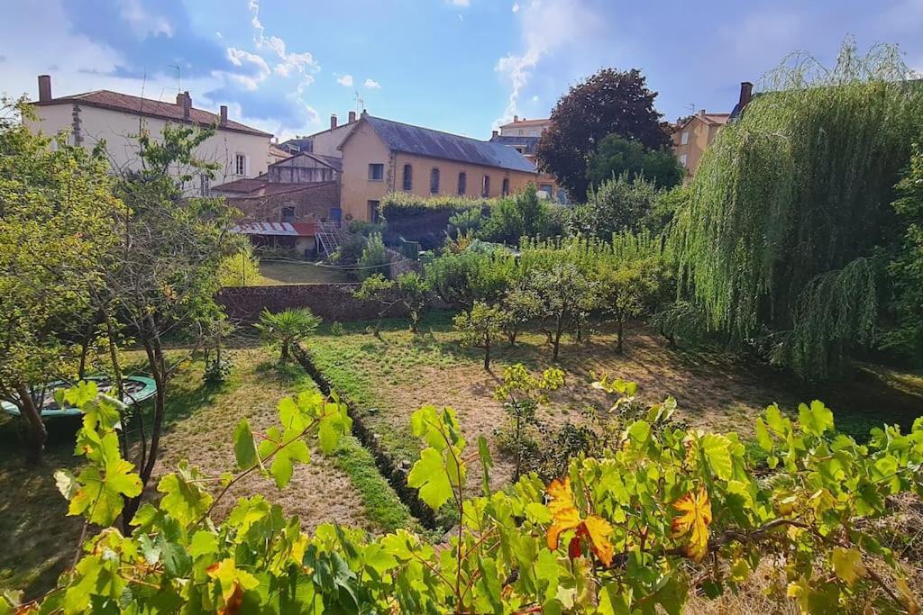 Les Hauts De St Jacques Maison D'Exception 300M2, Jardin Arbore 2000M2 Пузож Екстериор снимка